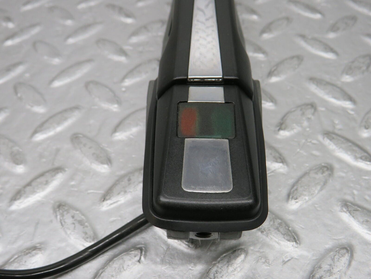 37794 Mercedes-Benz A124 320E Cabriolet Right Exterior Infrared Door Handle