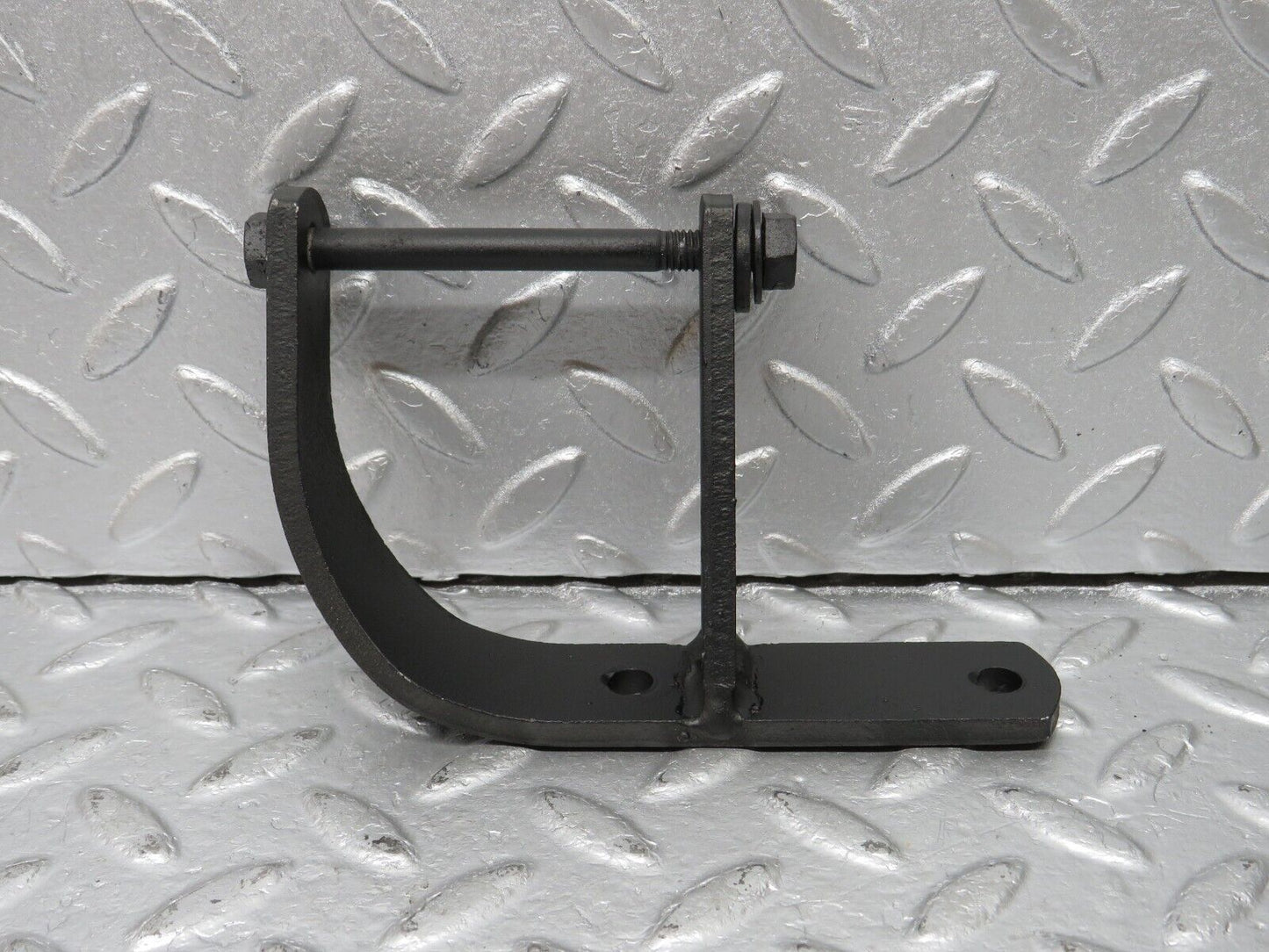 40442 Mercedes-Benz W110 230 Mount Support Bracket