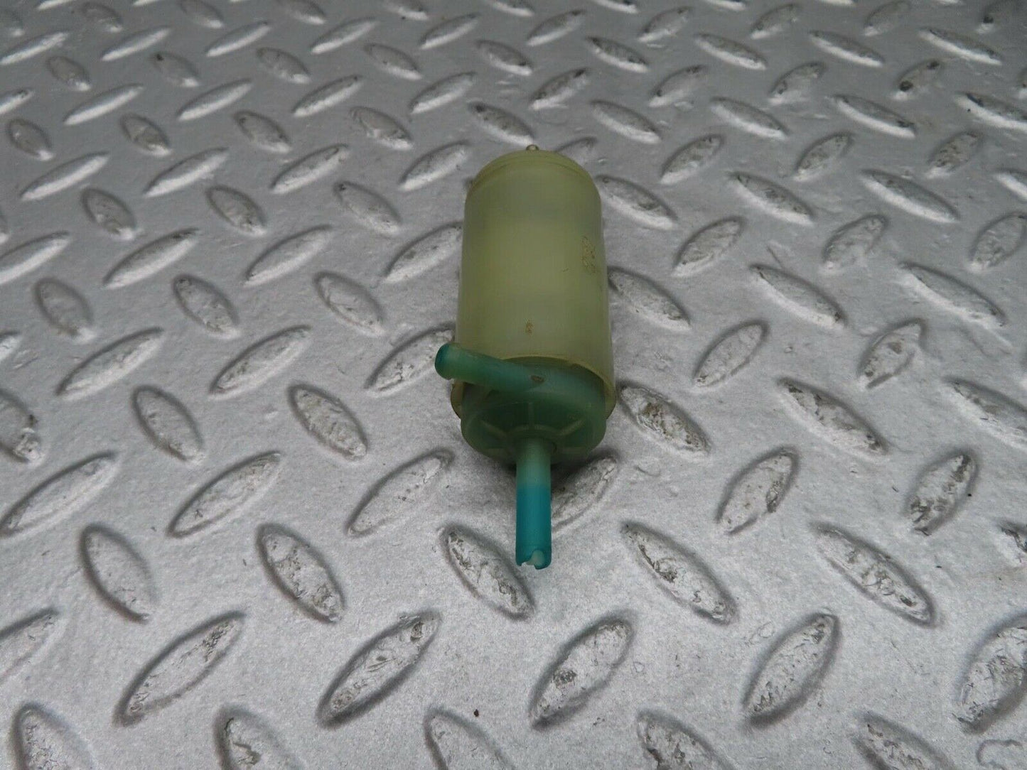 16180 Mercedes-Benz W124 260E Windscreen Washer Pump