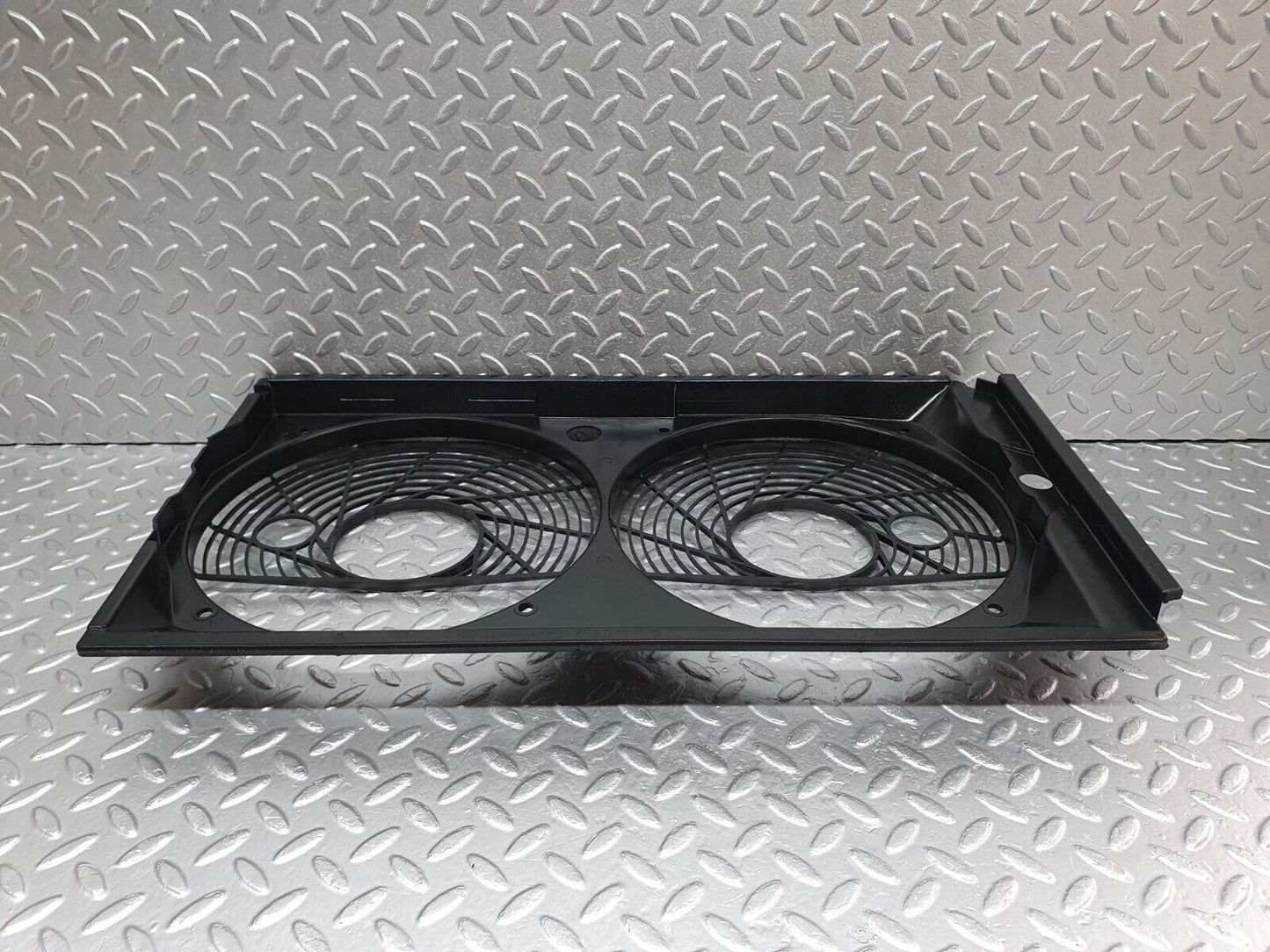 42190 Mercedes-Benz R129 320SL Coupe Radiator Fan Shroud Cover 1295050555