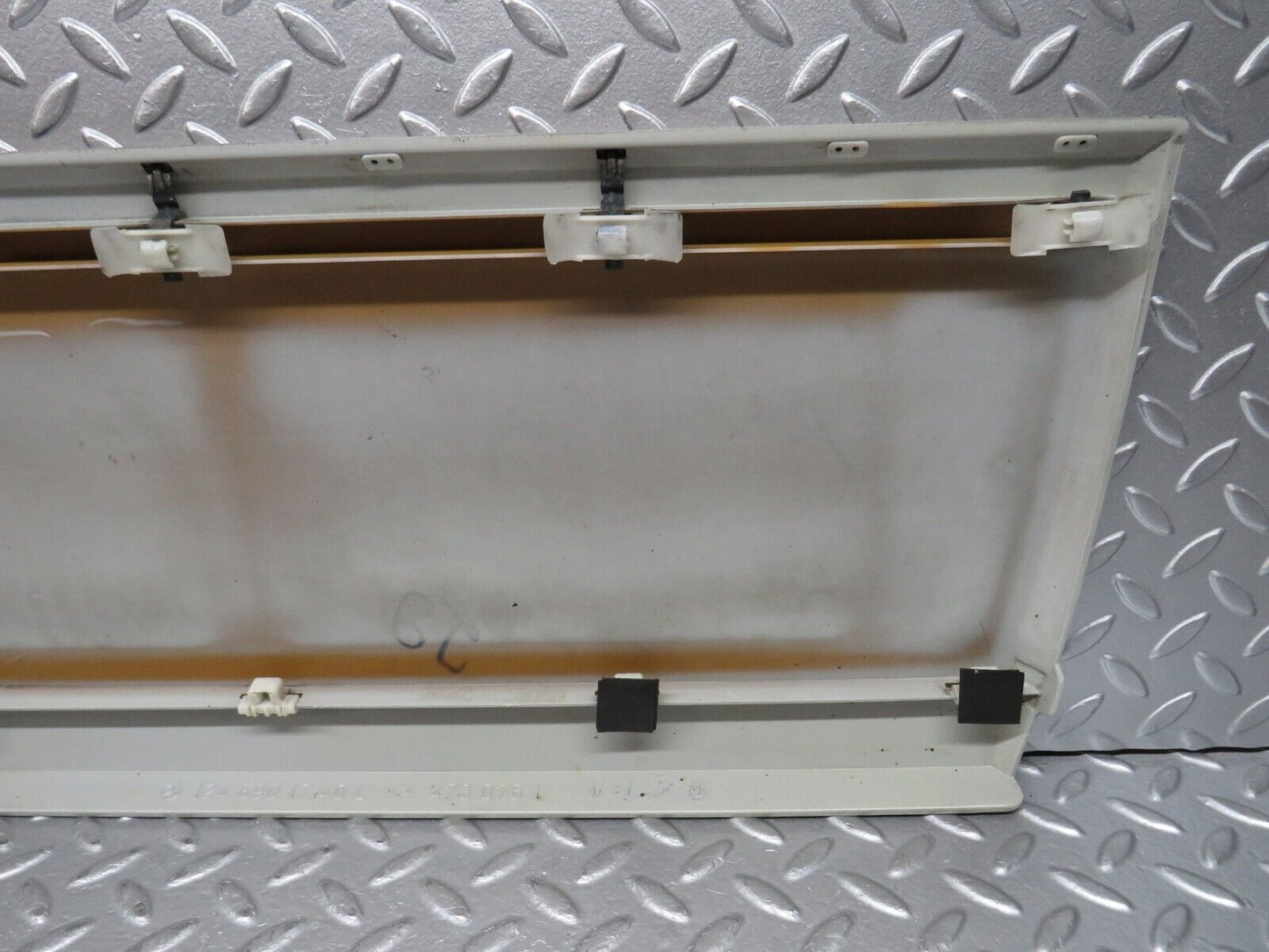 29999 Mercedes-Benz W124 Rear Left Door Lower Moulding 1246901740