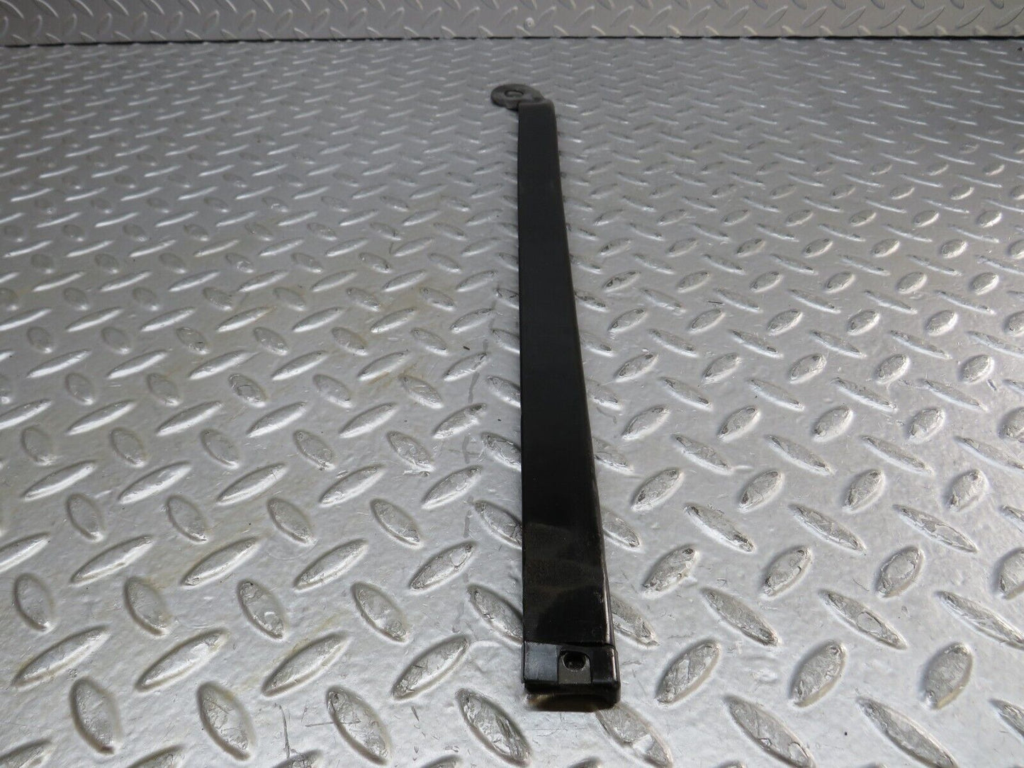 37096 Mercedes-Benz C126 420SEC Coupe Seat Belt Runner Right Side