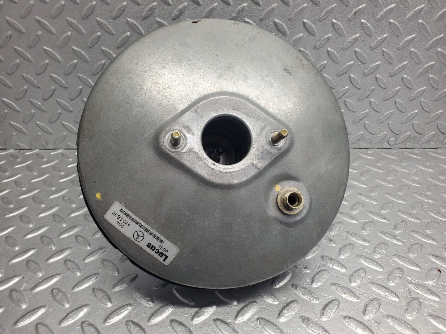 W124 Wagon brake booster used OEM
