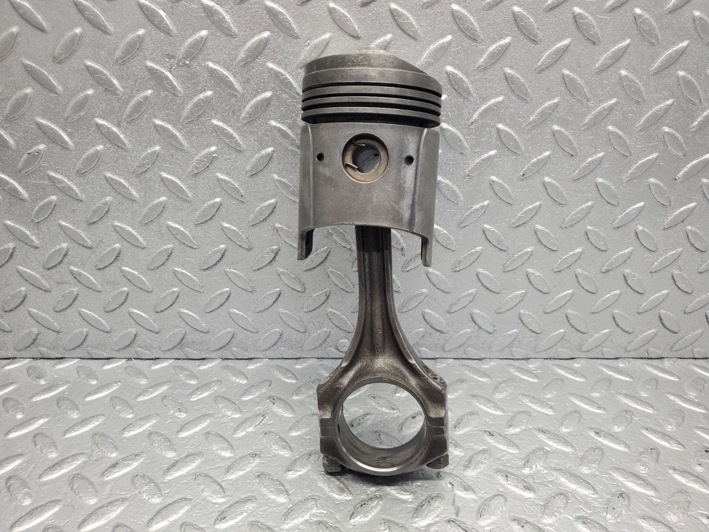 W112 piston and connecting rod used OEM