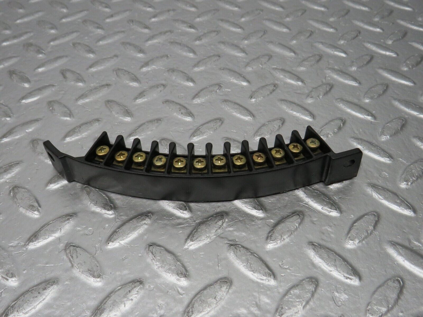 31374 Mercedes-Benz S124 220TE Wagon Tailgate Wire Connector 1245400469