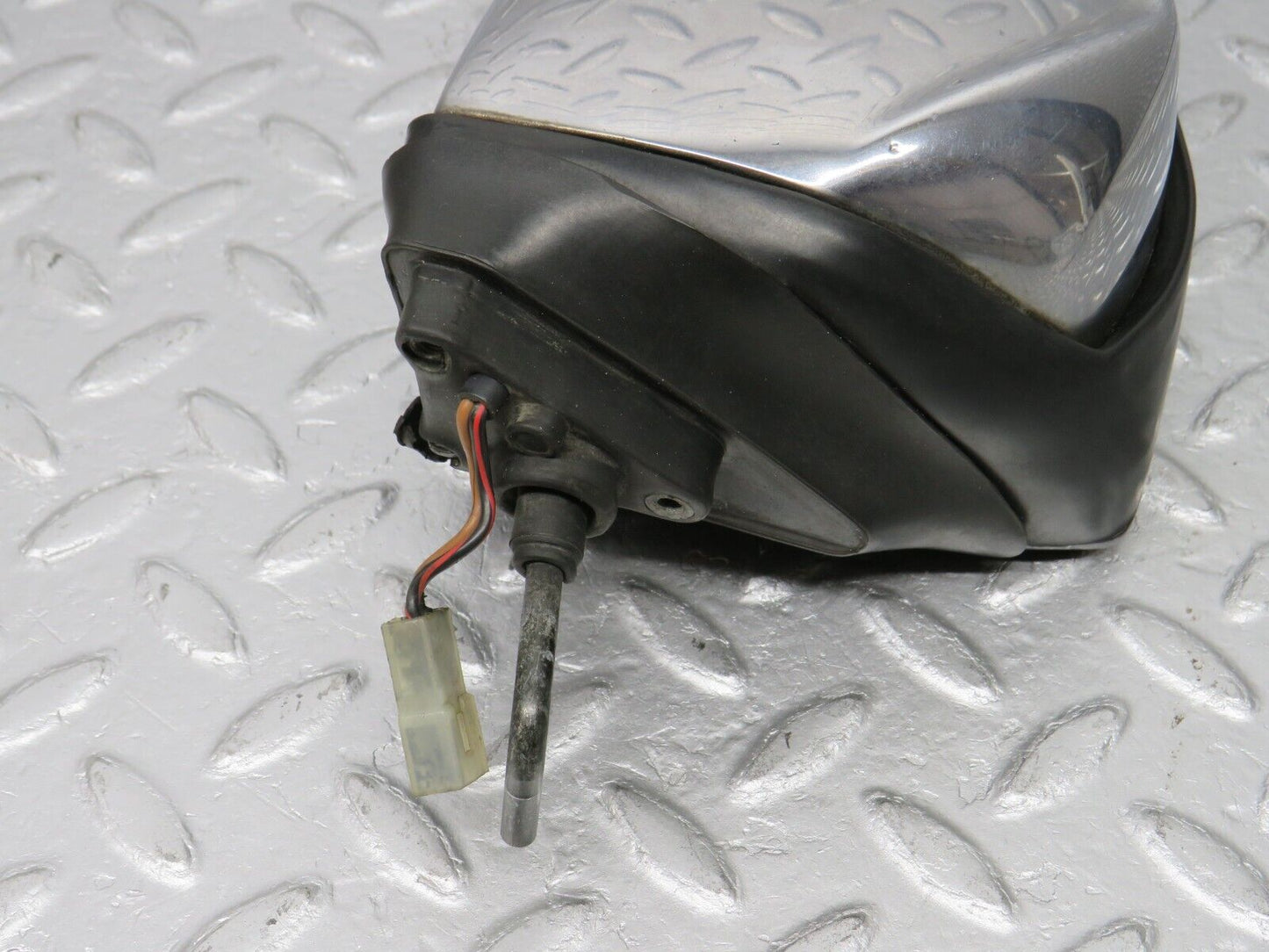 39296 Mercedes-Benz R107 500SL Right Wing Mirror 1078110461