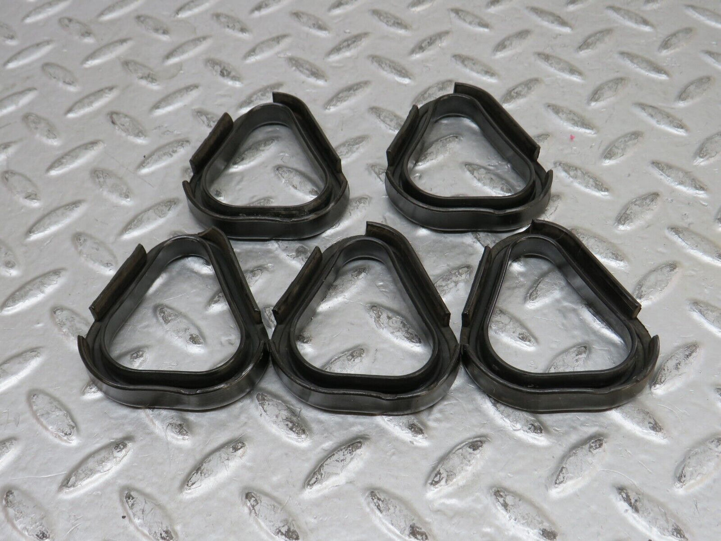 28128 Mercedes-Benz W123 280E Valve Cover Gasket Set 1100160721
