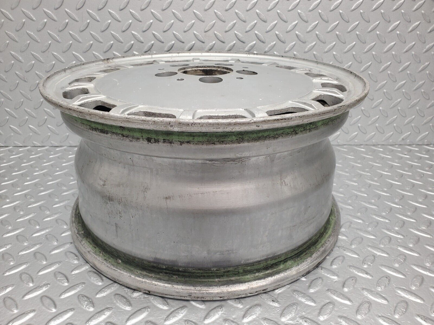 46104 Mercedes-Benz Alloy Wheel 7Jx15H2 ET25 1264003002