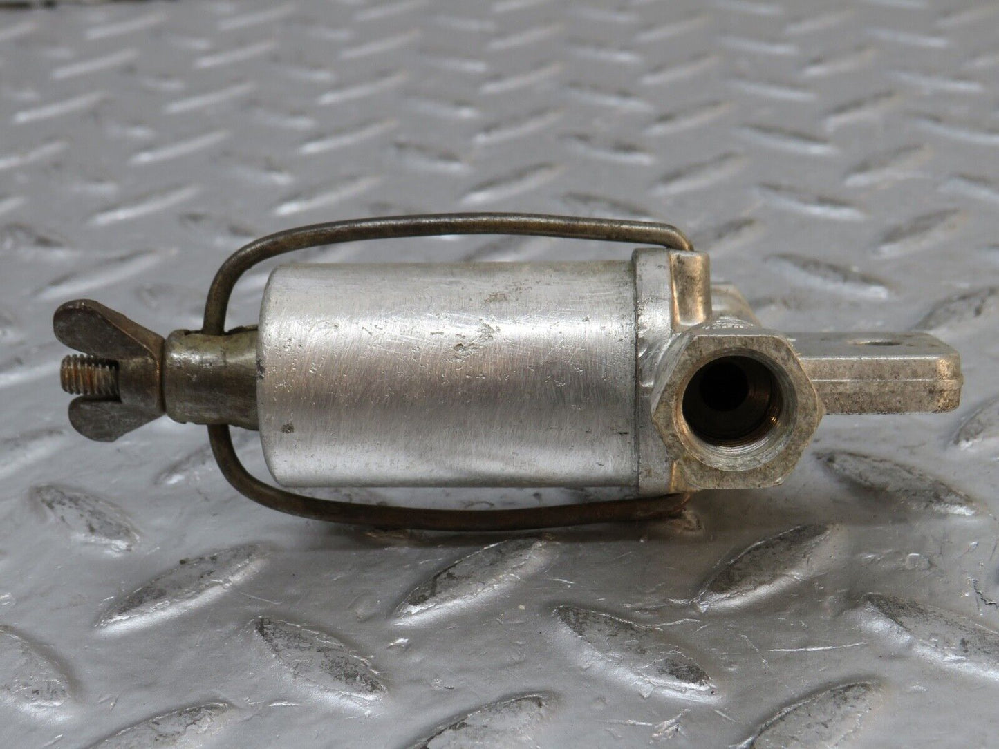 0334 Mercedes-Benz W120 180D Ponton Fuel Prefilter 0004776801