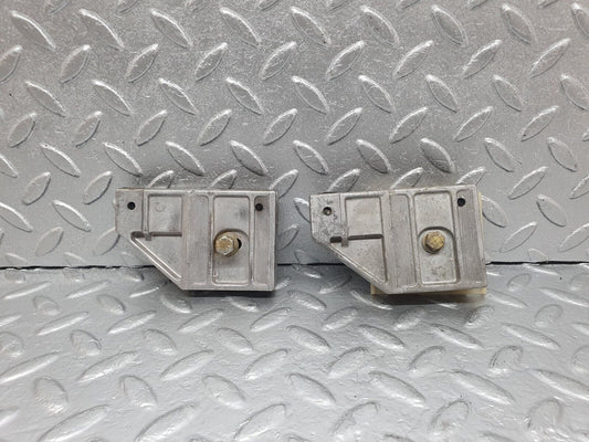 43582 Mercedes-Benz C126 380SEC Coupe Door Window Guide Bracket 1267250332