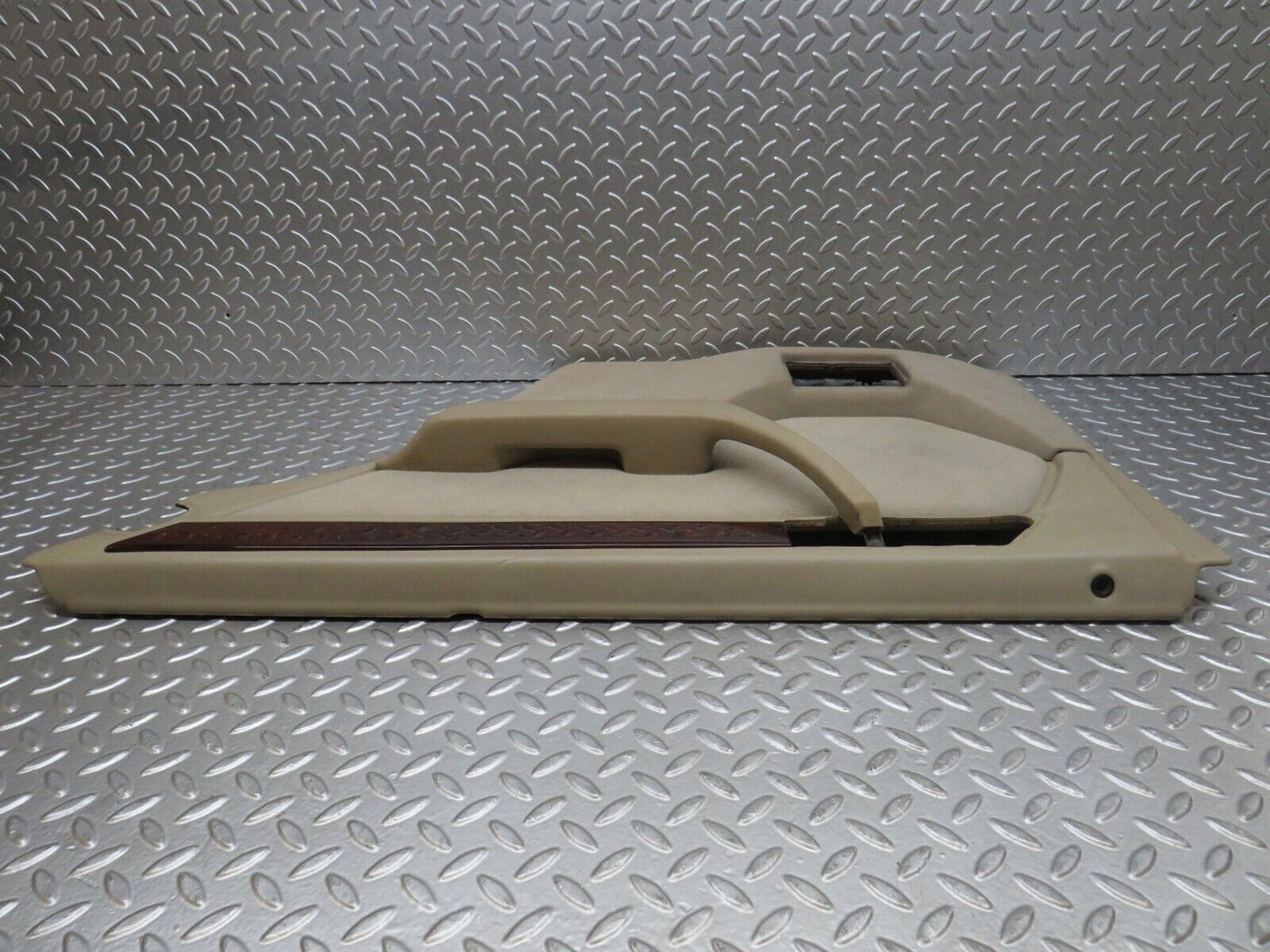 27524 Mercedes-Benz S124 300TE Wagon Rear Right Door Card Beige