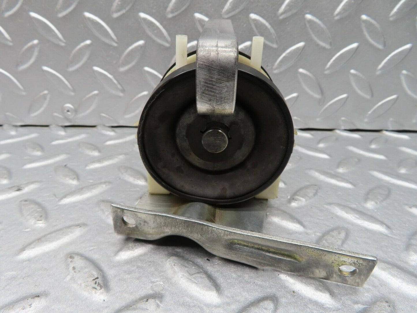 14156 Mercedes-Benz C107 280SLC Air Vent Door Opener Vacuum Actuator