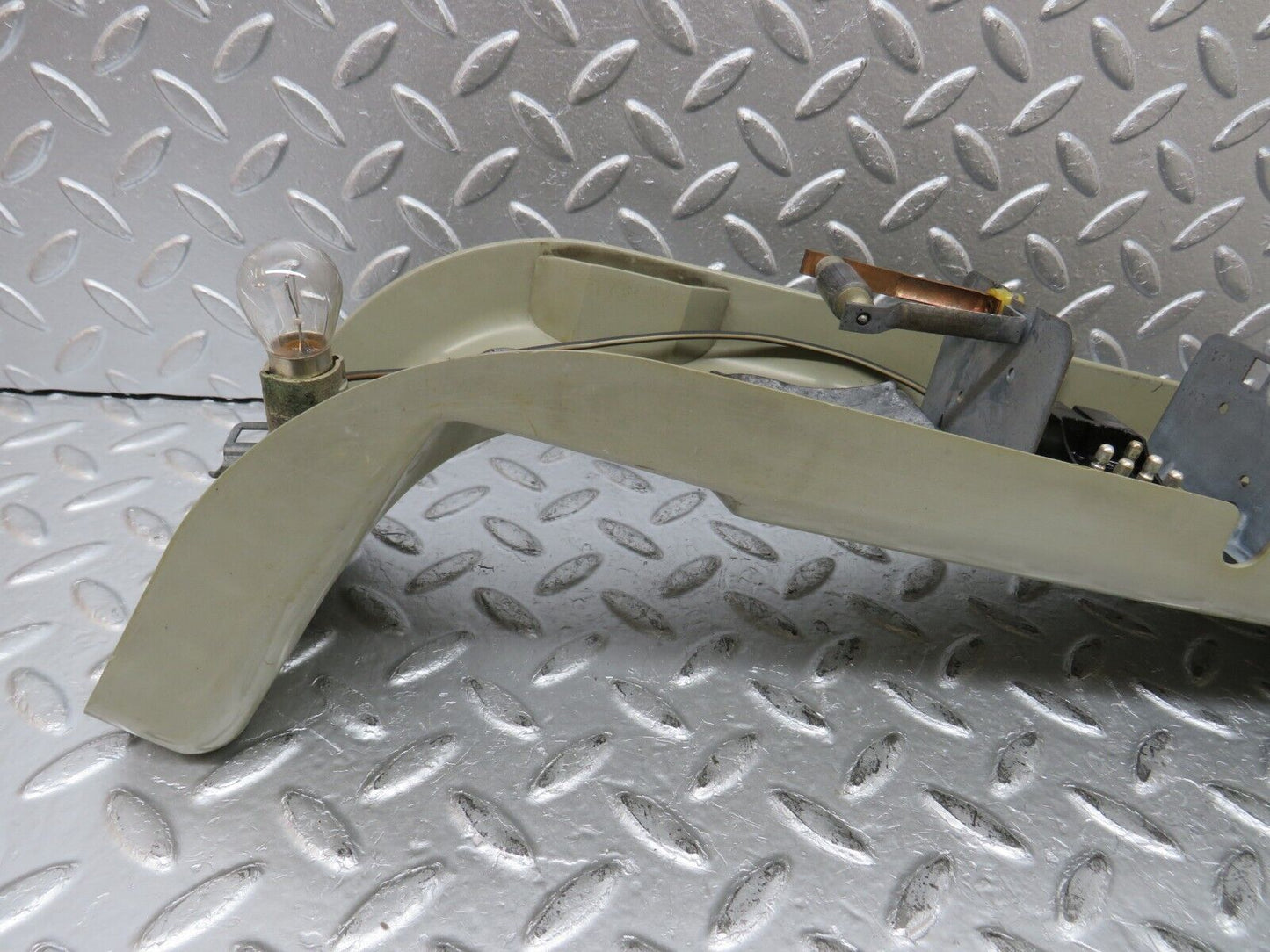 32688 Mercedes-Benz C107 350SLC Coupe Tail Light Bulb Holder Left Side