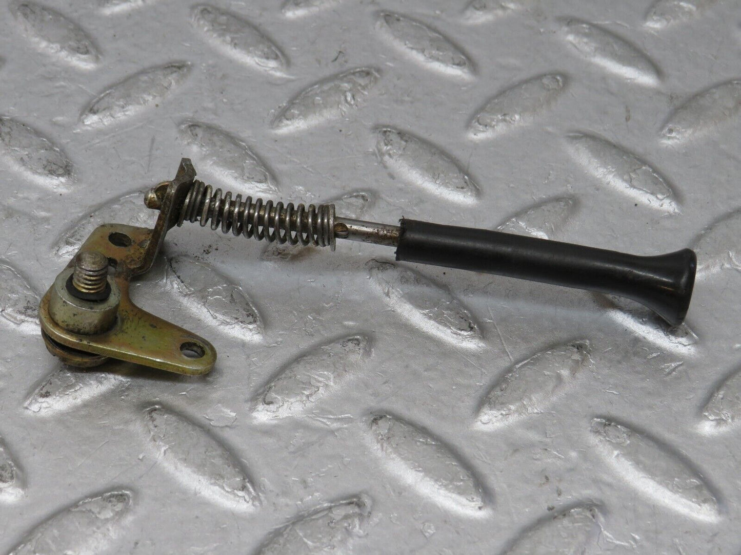 35749 Mercedes-Benz W108 Rear Left Door Lock Knob