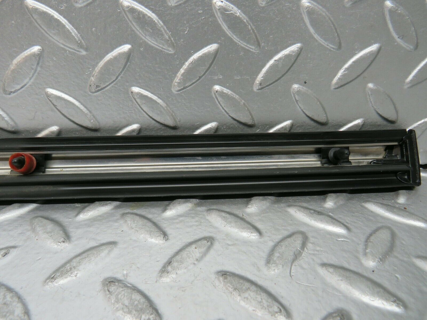 23186 Mercedes-Benz W116 350SE Front Right Fender Wing Centre Moulding Trim