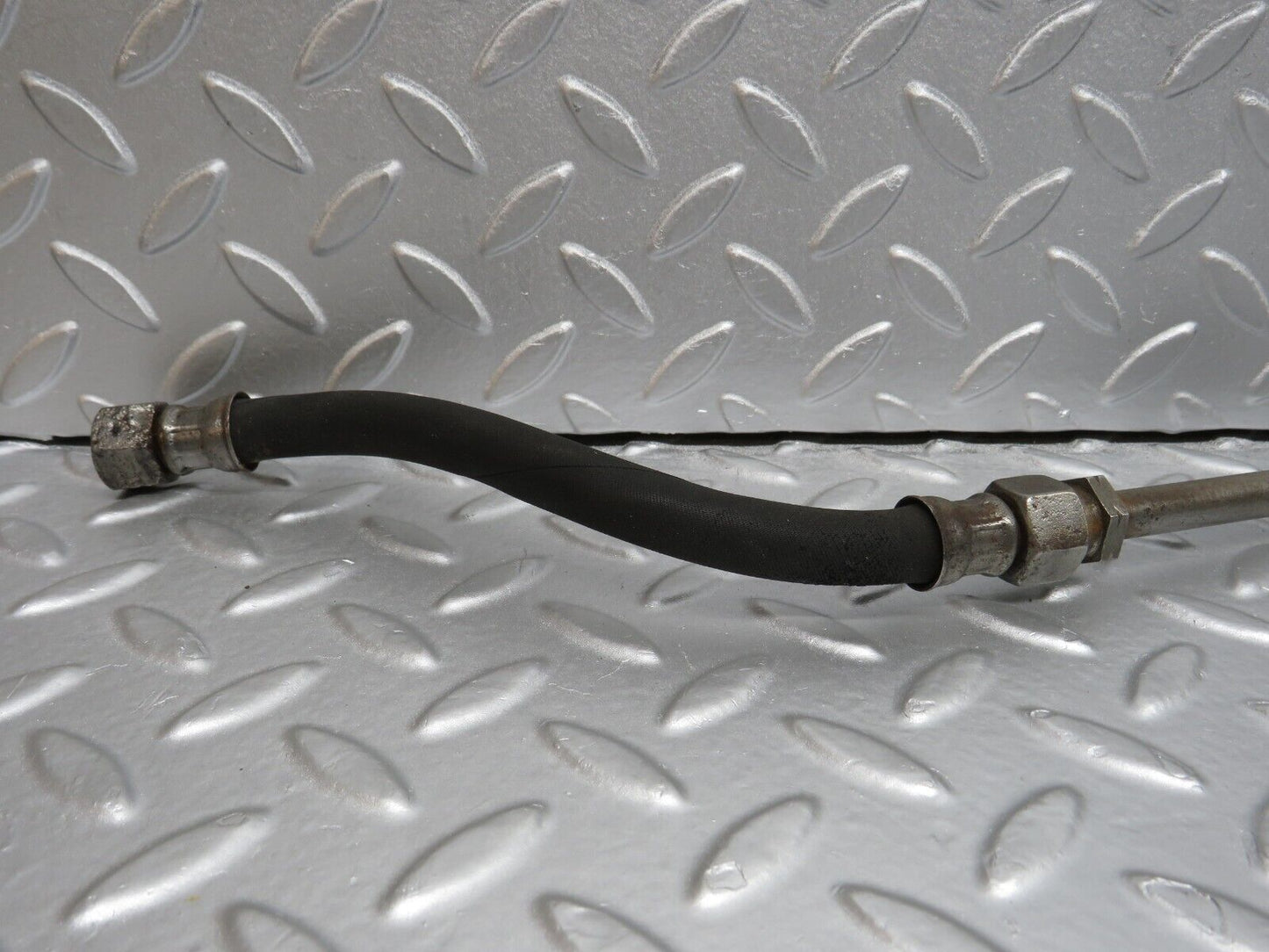 40134 Mercedes-Benz R107 350SL Gearbox Oil Hose Pipe