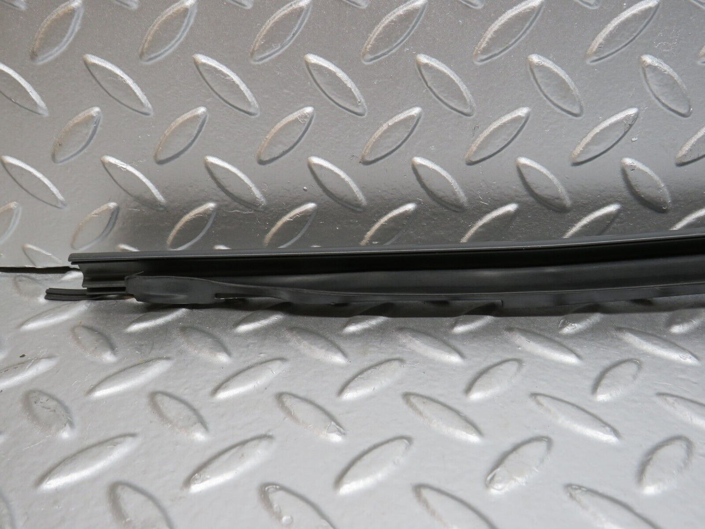 32588 Mercedes-Benz S124 300TE Wagon A Pillar Exterior Trim Right Side