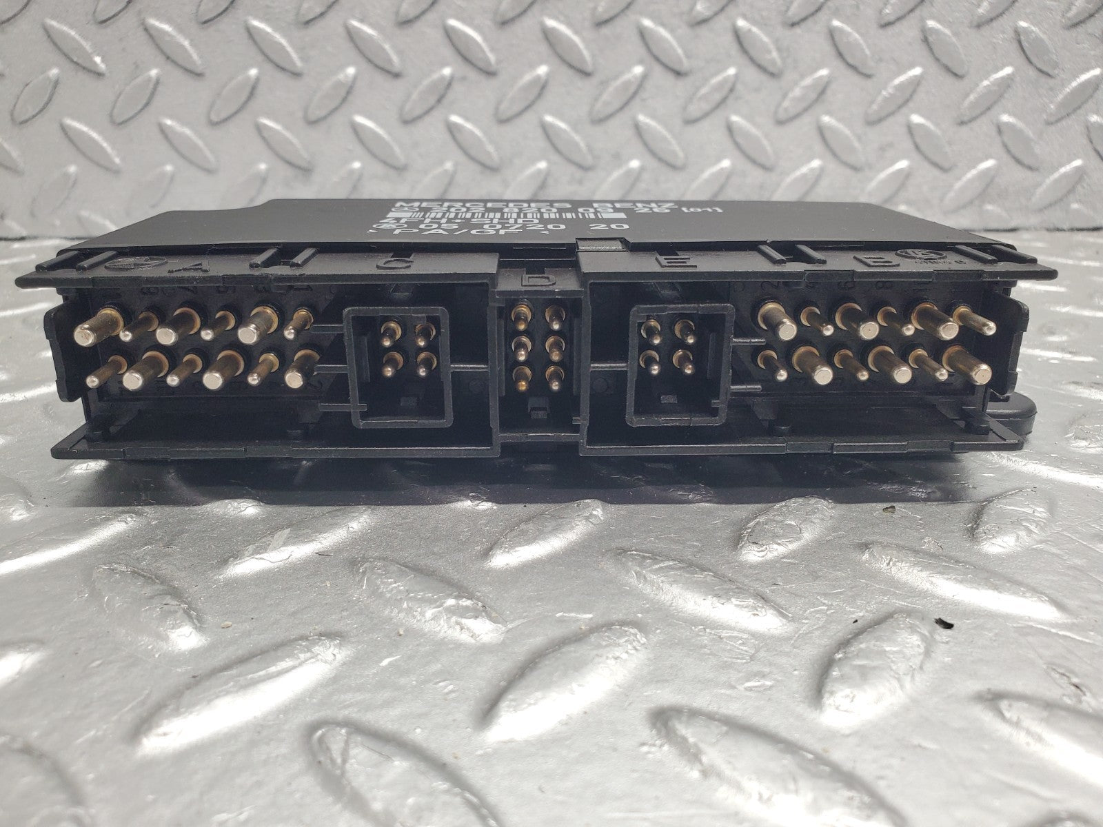 W124 Wagon comfort control unit used OEM