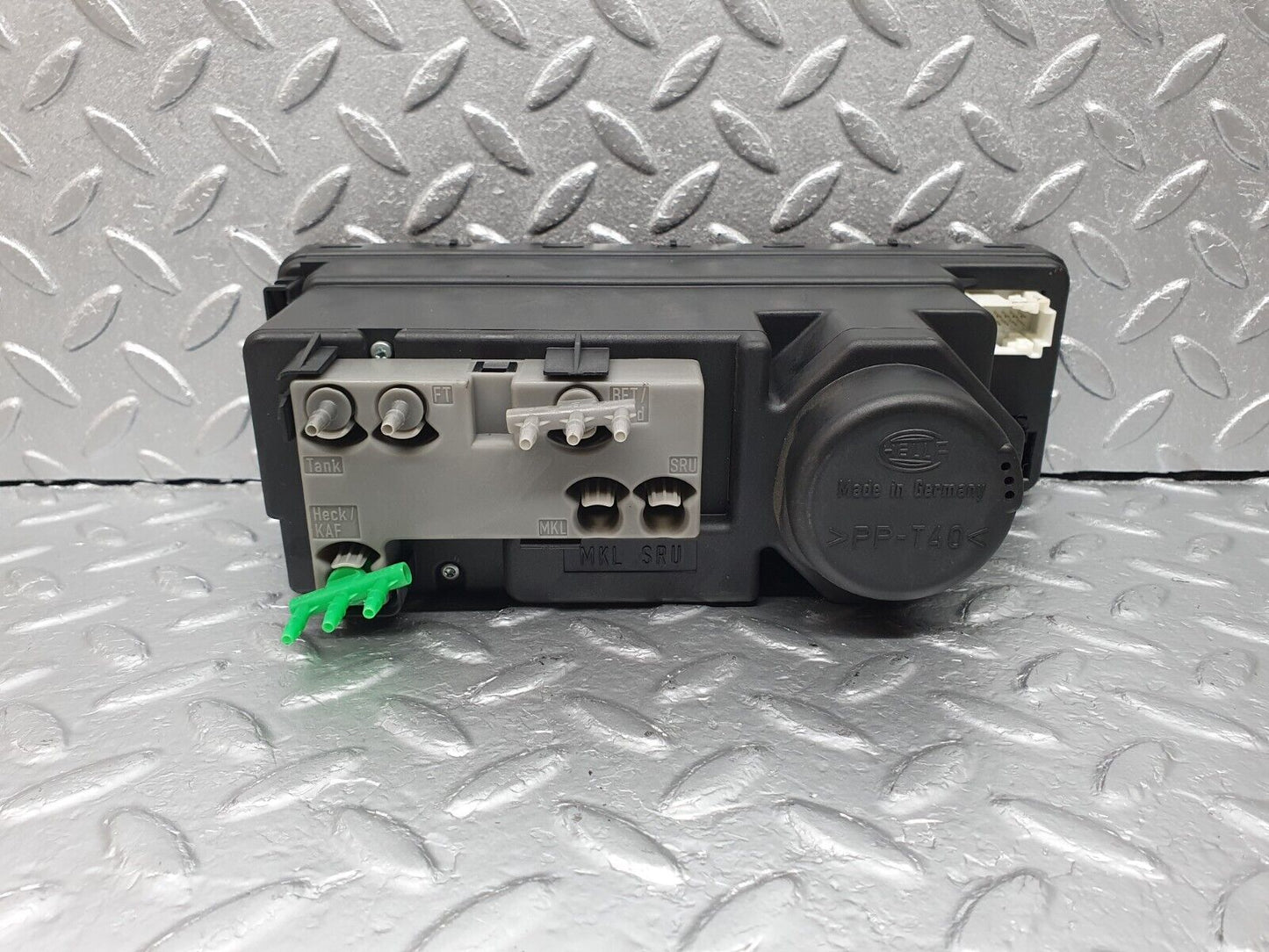 41959 Mercedes-Benz W202 C200 Central Locking Vacuum Pump Hella 2108001048