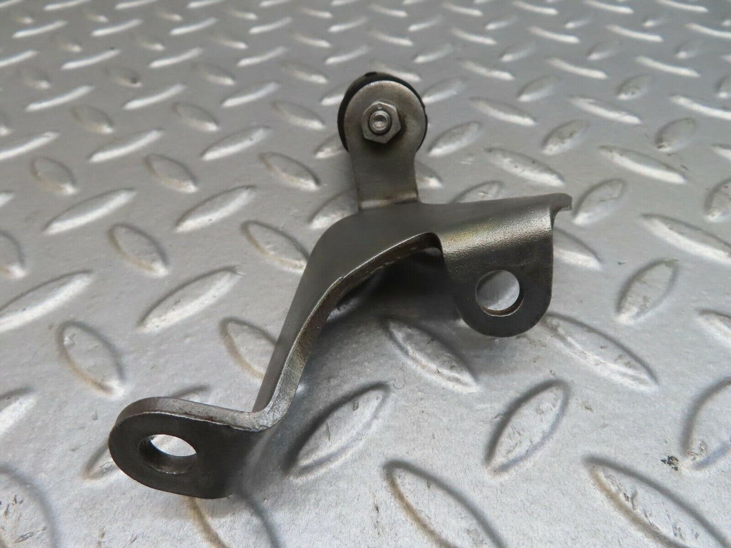13788 Mercedes-Benz R107 450SL Engine Lifting Eye Hooks