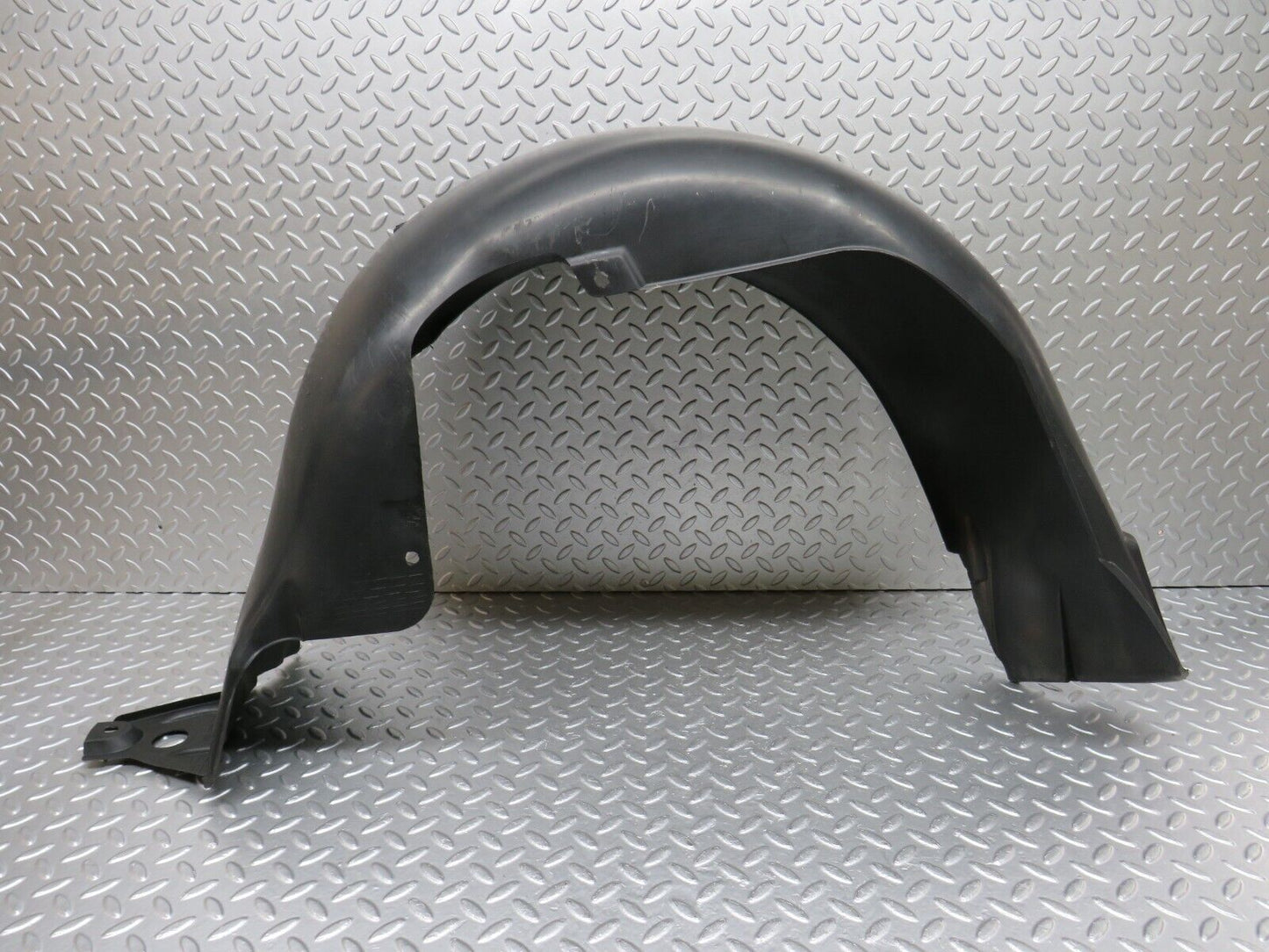 34788 Mercedes-Benz W210 320E Front Left Inner Fender Wing Splash Guard 2106988530