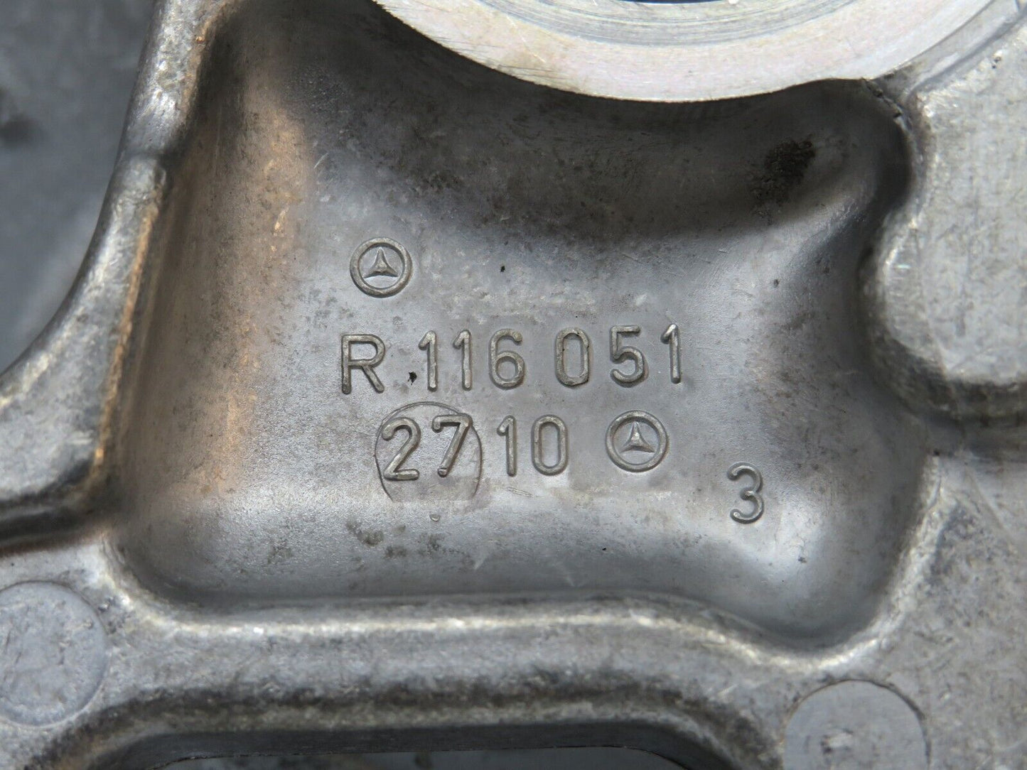 39943 Mercedes-Benz R107 350SL Coupe Camshaft Tower Bearing 1160512710
