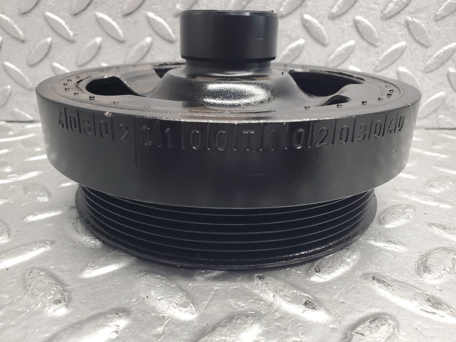 W124 Wagon crankshaft vibration damper used OEM
