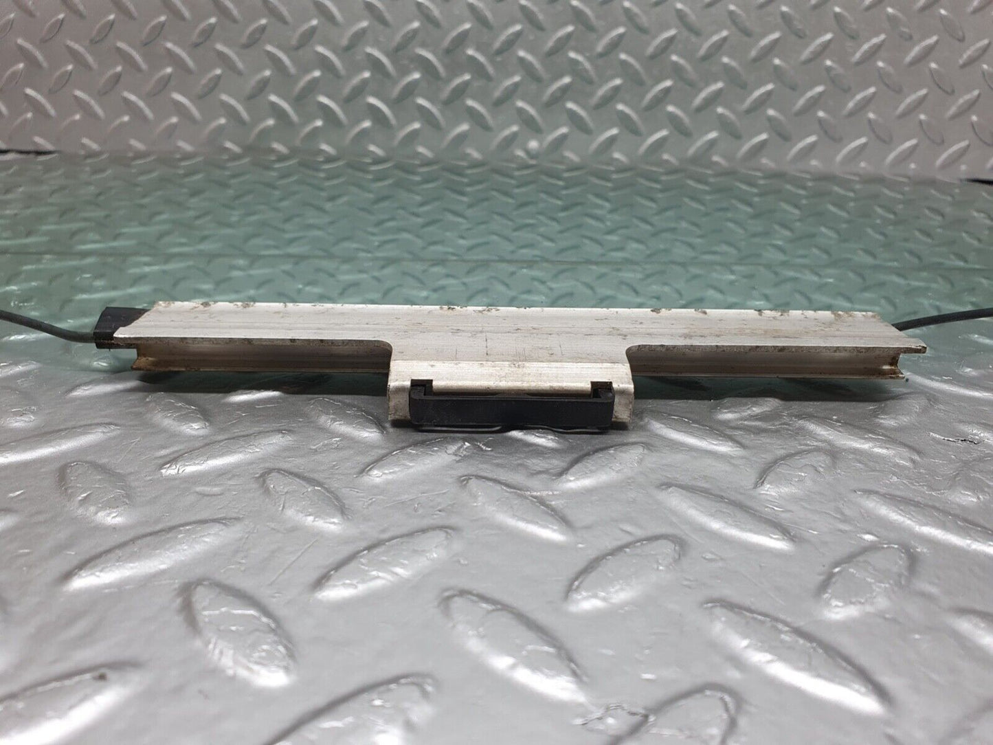 41992 Mercedes-Benz W202 C200 Rear Right Door Window Glass