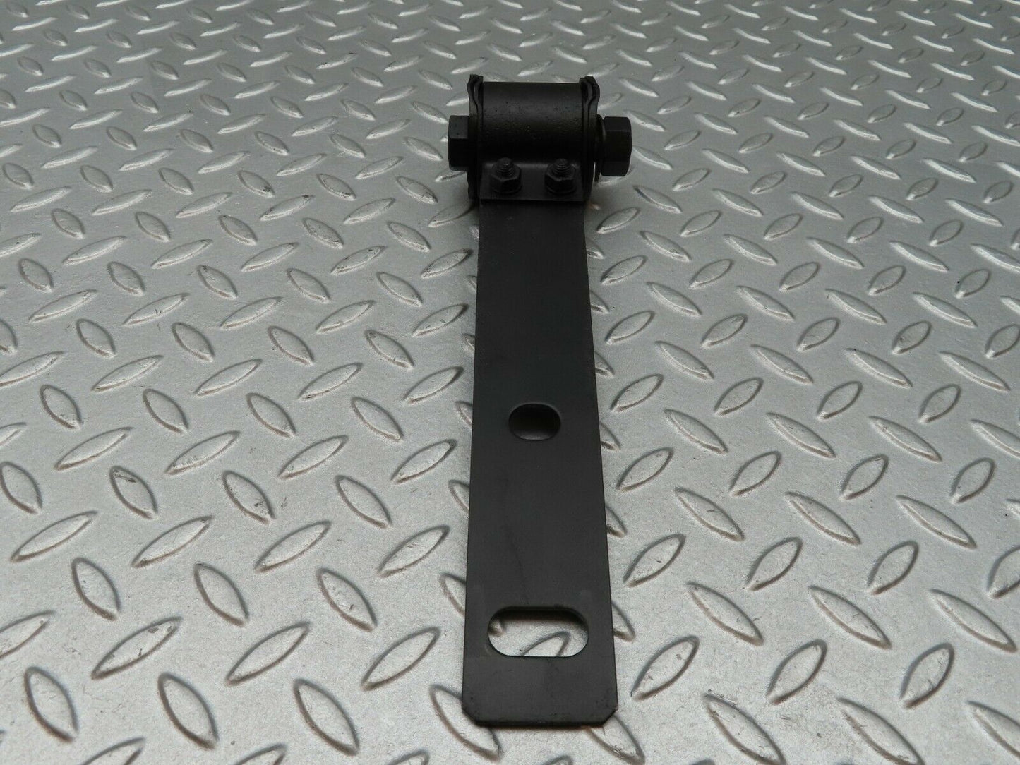 3605 Mercedes-Benz W108 280SE Stabilizer Bar Mounting Front Axle