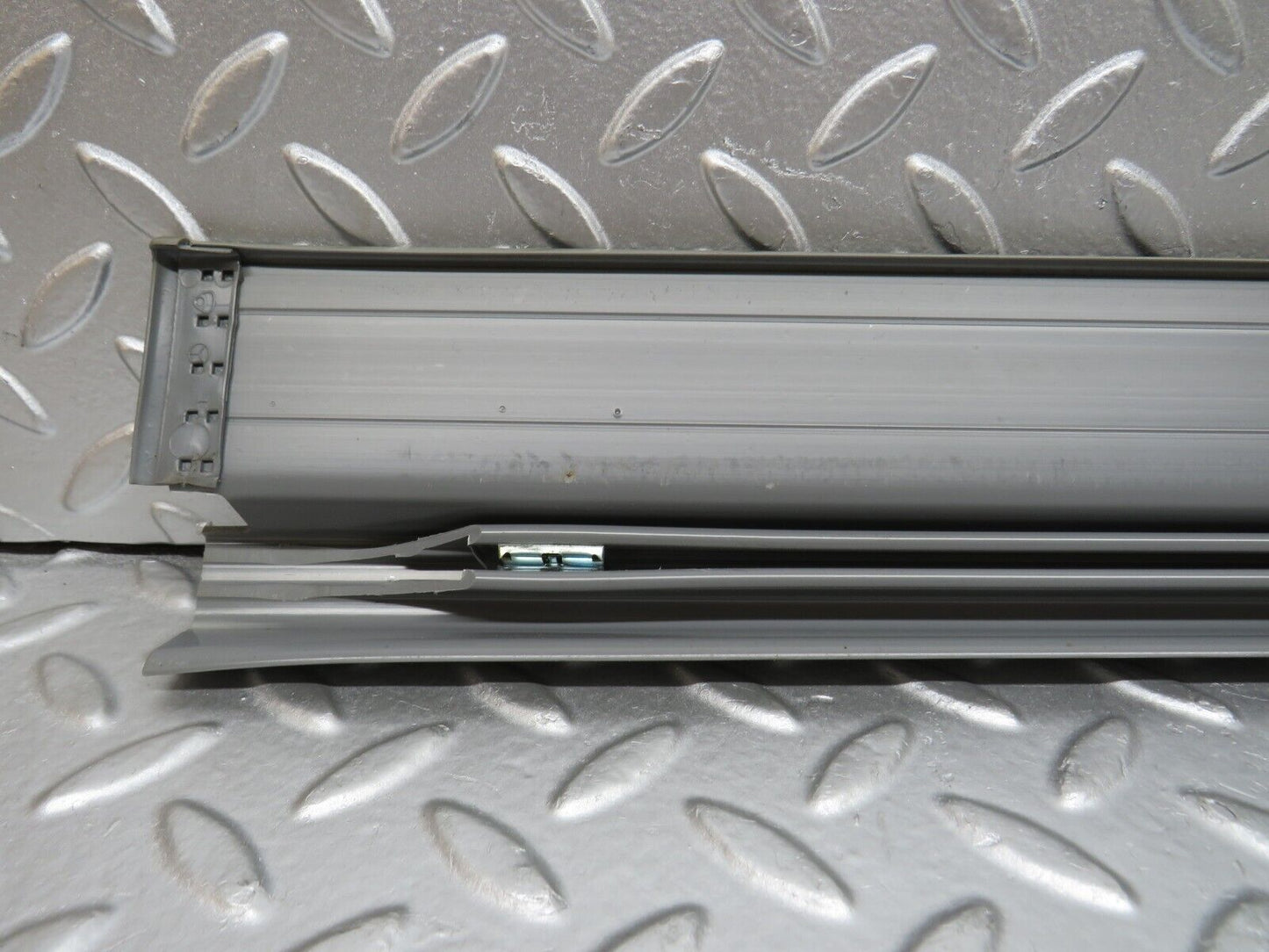 32320 Mercedes-Benz S124 300TE Wagon Front Right Door Sill Trim
