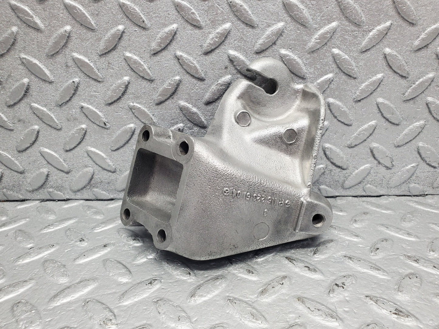 W126 Coupe engine mount bracket right used OEM
