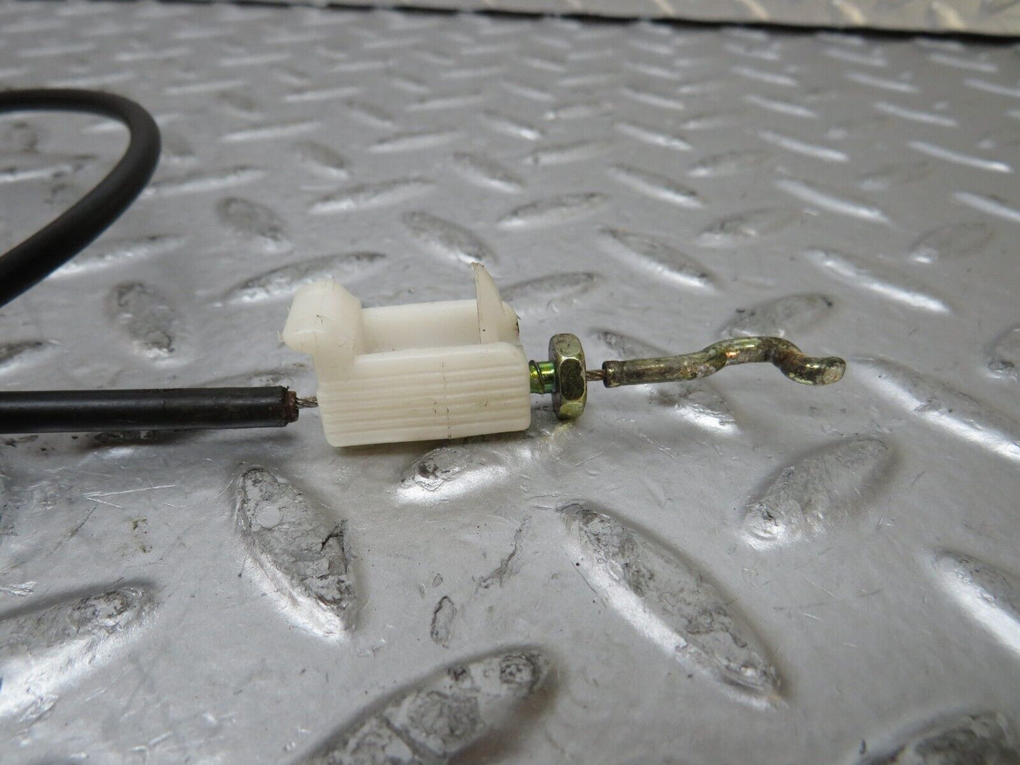 26446 Mercedes-Benz C124 220CE Coupe Door Lock Cable