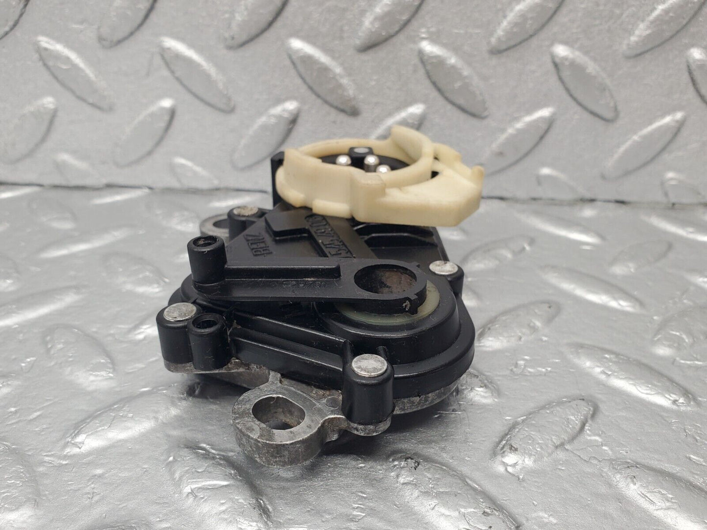 46082 Mercedes-Benz W126 420SE Reverse Light Switch 0005454906 04854300