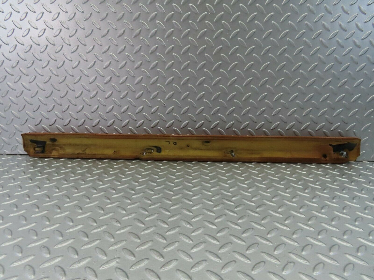 7910 Mercedes-Benz W115 220D Rear Left Upper Door Panel