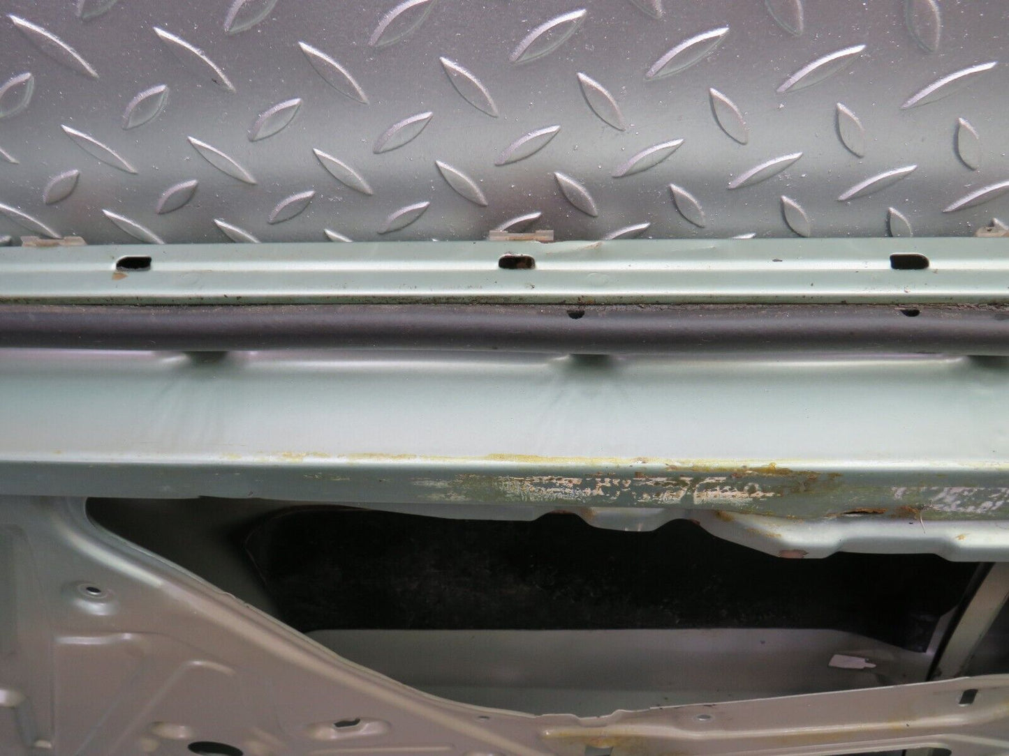 34239 Mercedes-Benz W124 260E Front Left Door