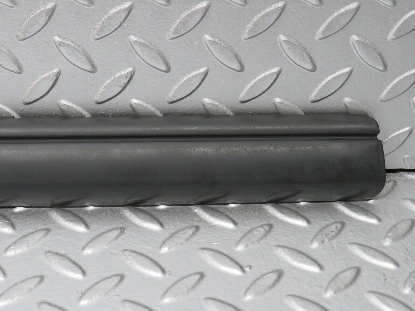 32300 Mercedes-Benz S124 300TE Wagon Front Left Door Lower Moulding Trim