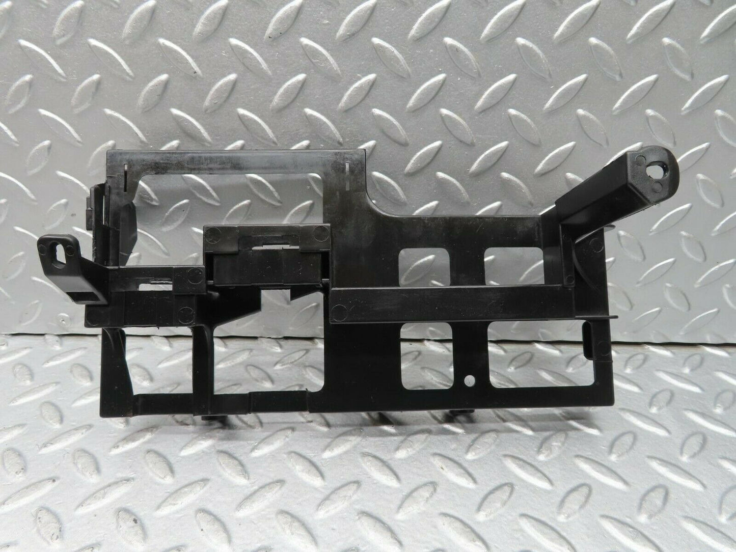 16364 Mercedes-Benz W124 260E ECU And Relay Bracket 1245455240
