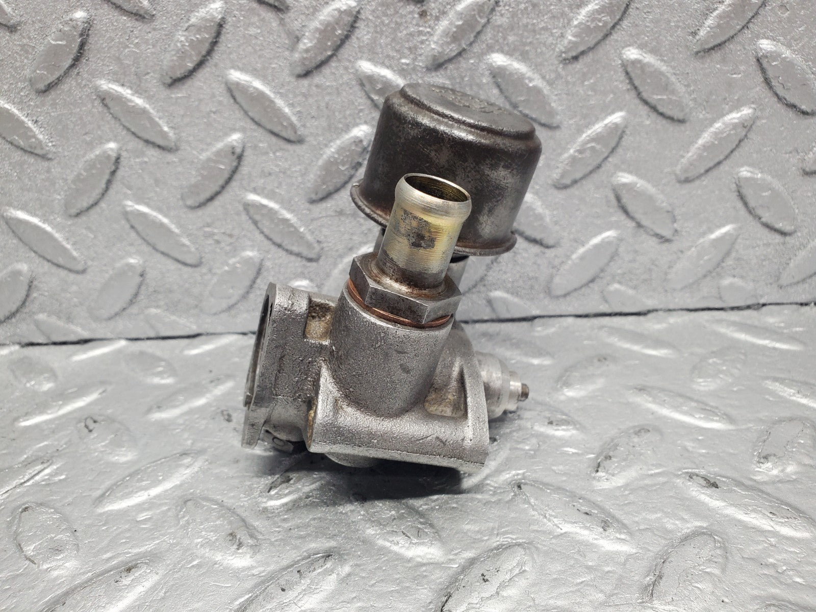 W112 warm up regulator valve used OEM