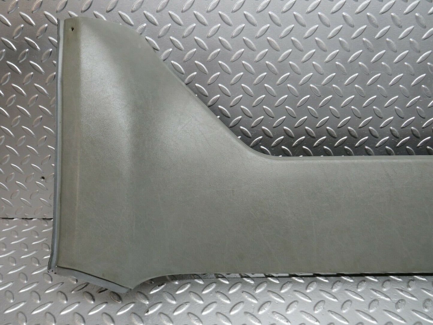 24269 Mercedes-Benz S124 220TE Headlining Roof Panel Rear Grey 1246902325