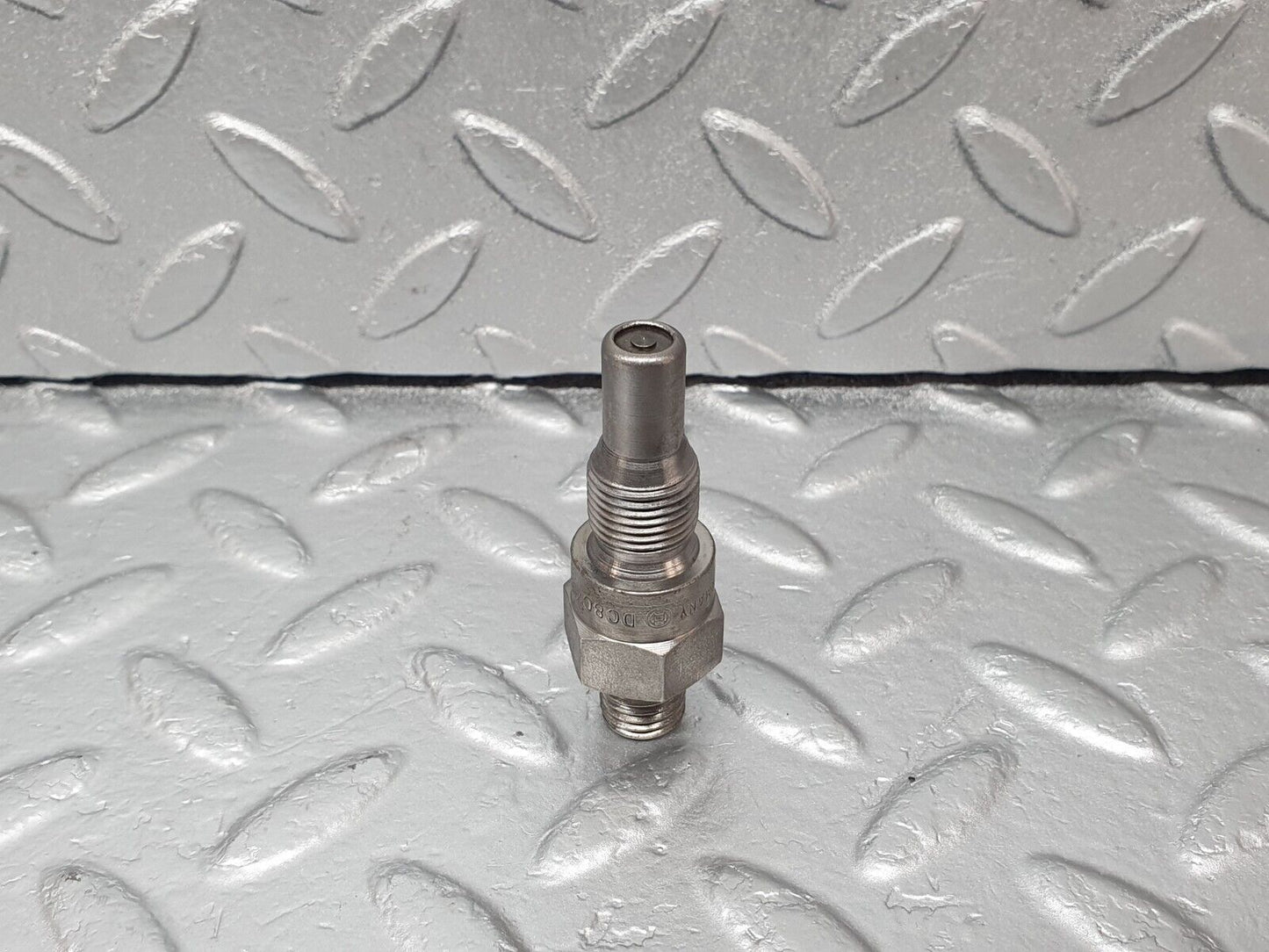 43367 Mercedes-Benz W108 280SE Fuel Injector Bosch DC8C45R2