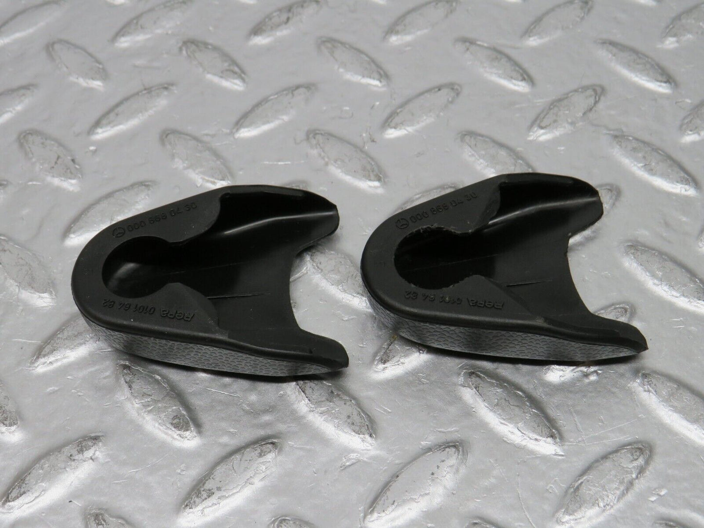 30709 Mercedes-Benz W201 190E 2.0L Seat Belt Plastic Cap 0008680430
