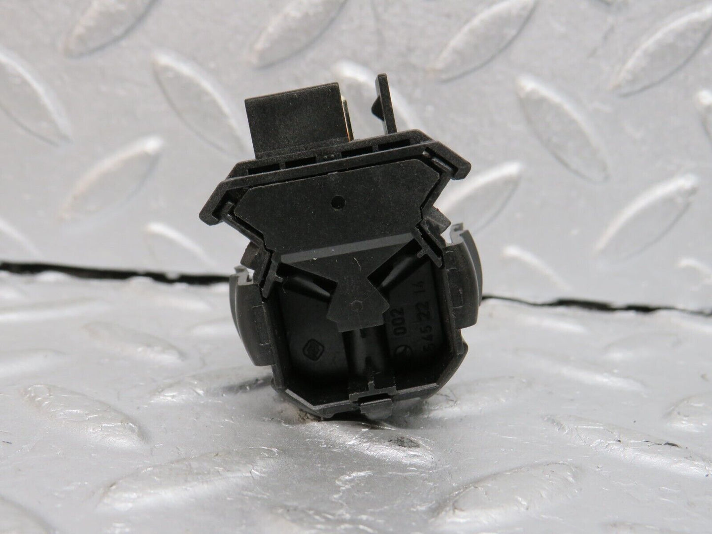 39631 Mercedes-Benz R129 320SL Coupe Kick Down Switch 0025452214