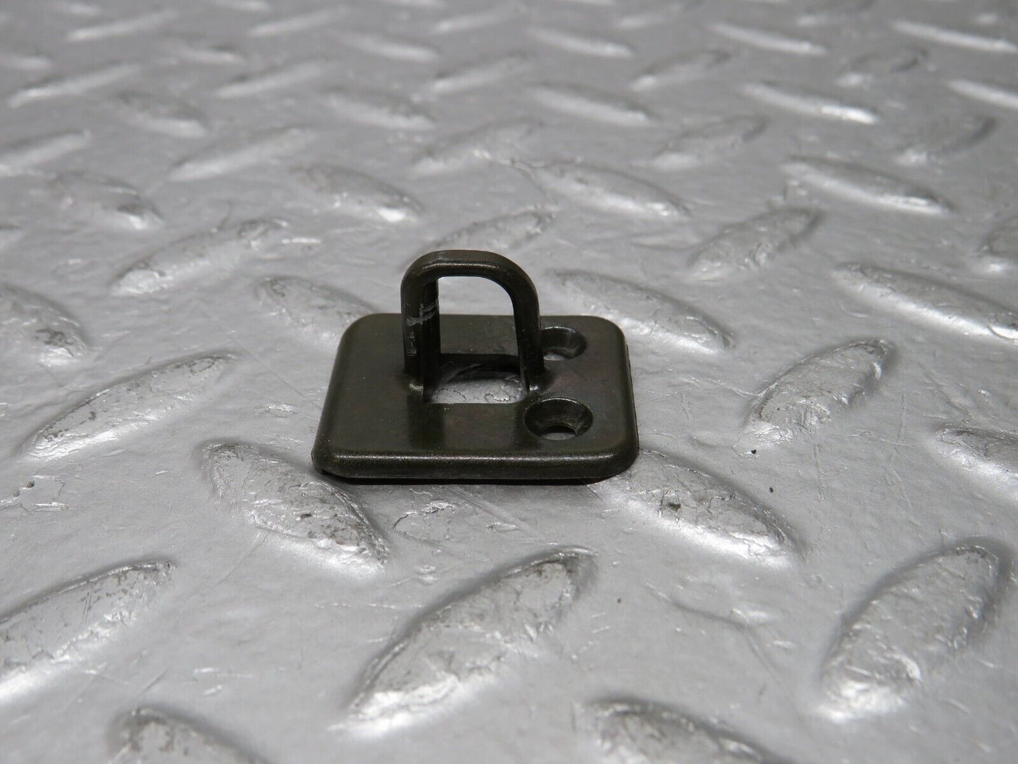 29549 Mercedes-Benz W124 230E Glove Box Lock Latch