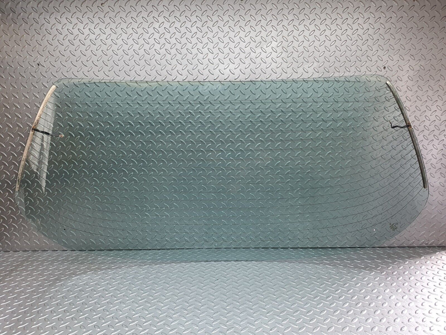 44128 Mercedes-Benz C123 230CE Coupe Rear Heated Windscreen Glass
