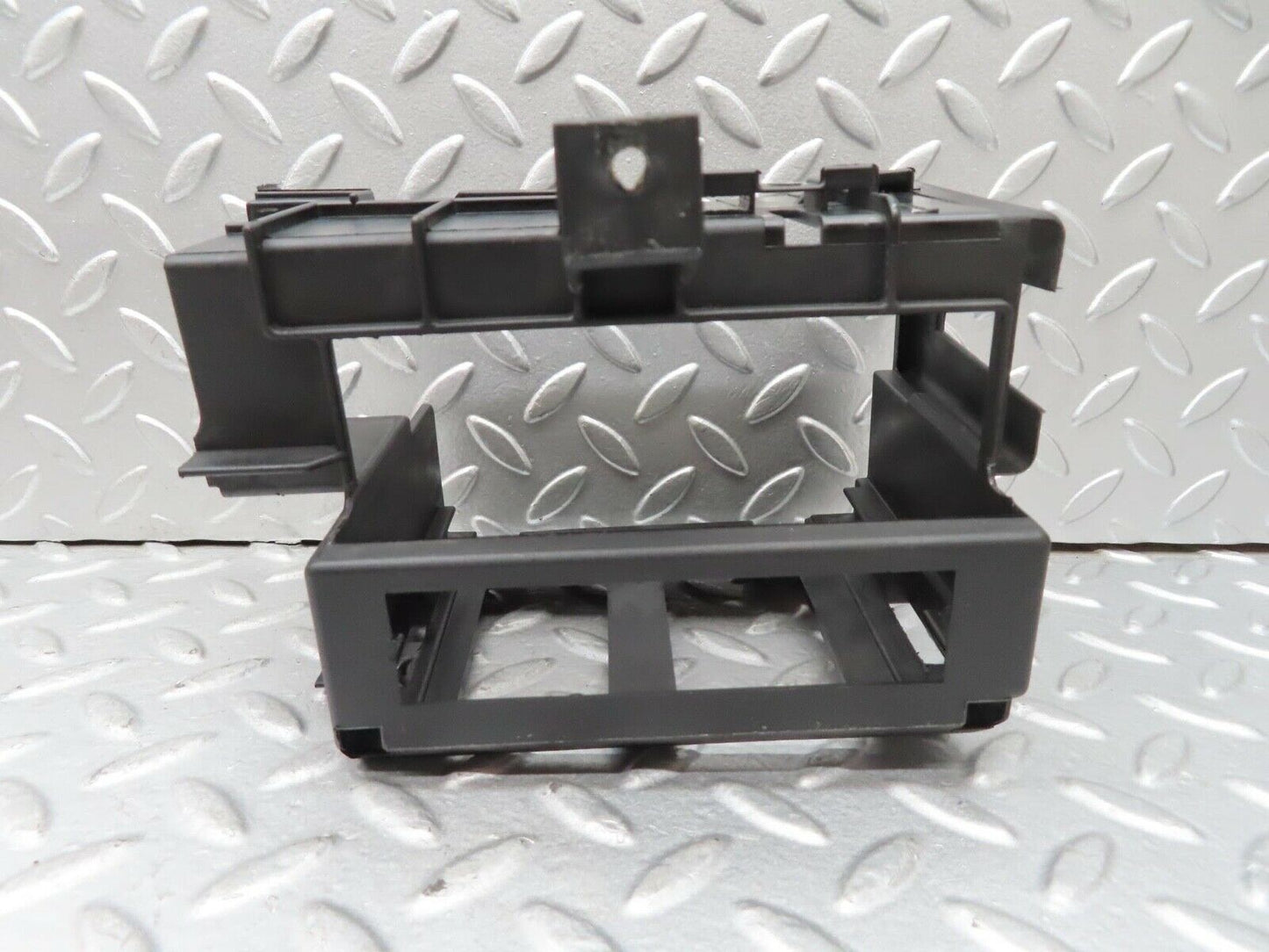 14680 Mercedes-Benz W201 190E ECU Bracket 2015461743