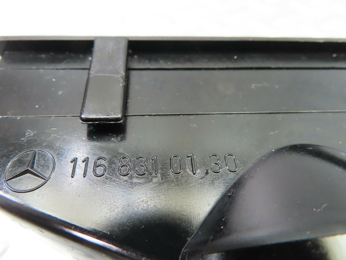 7461 Mercedes-Benz W116 450SE Dashboard Air Vent Grill Right Side 1168310130