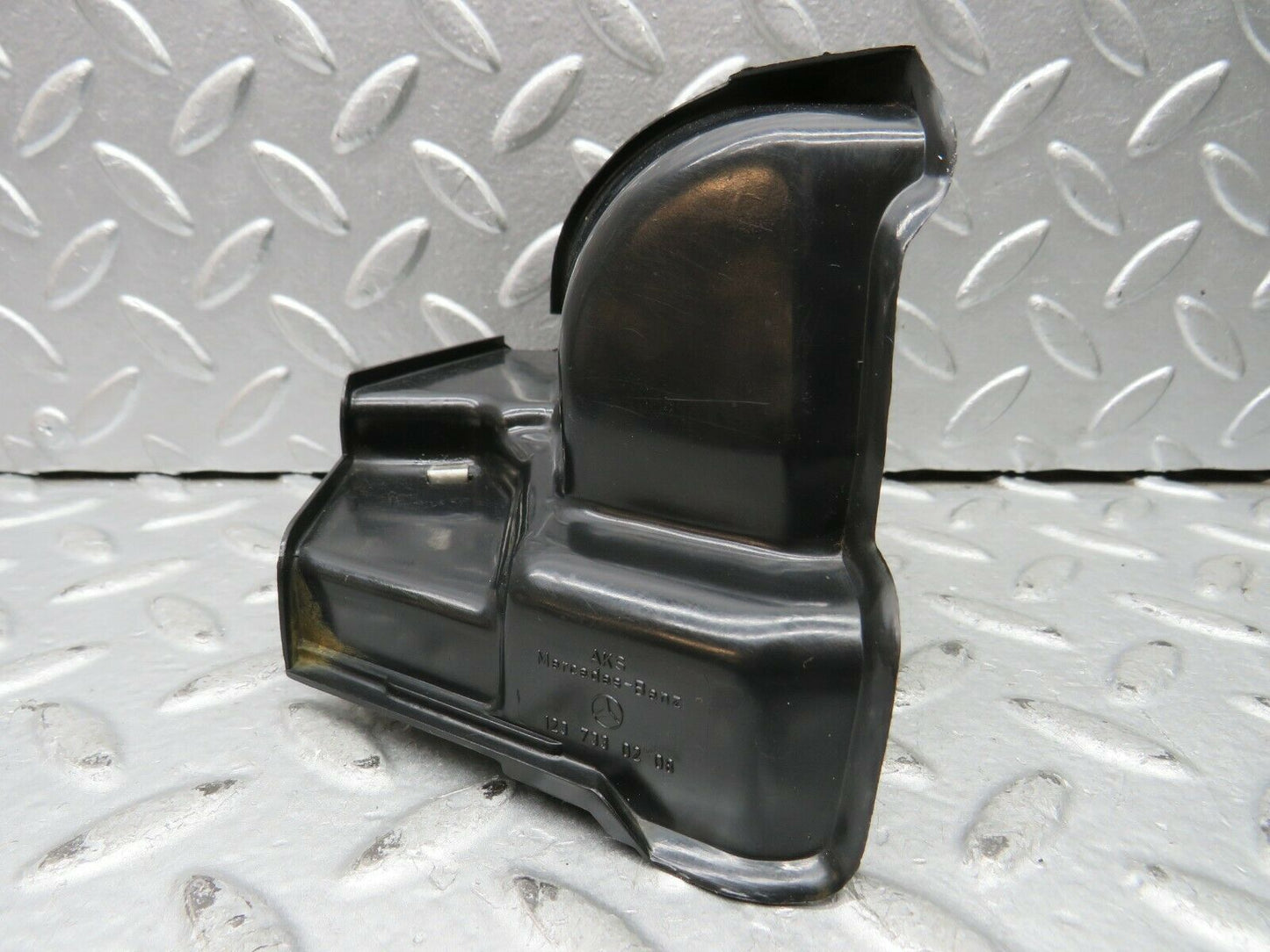 21982 Mercedes-Benz S123 280TE Rear Right Door Lock Mechanism 1237230208