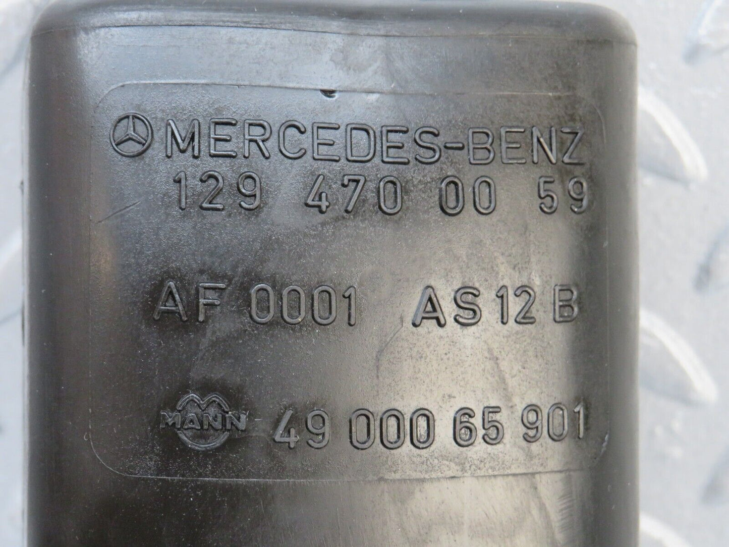 36066 Mercedes-Benz W126 420SE Fuel Vapor Charcoal Canister 1294700059