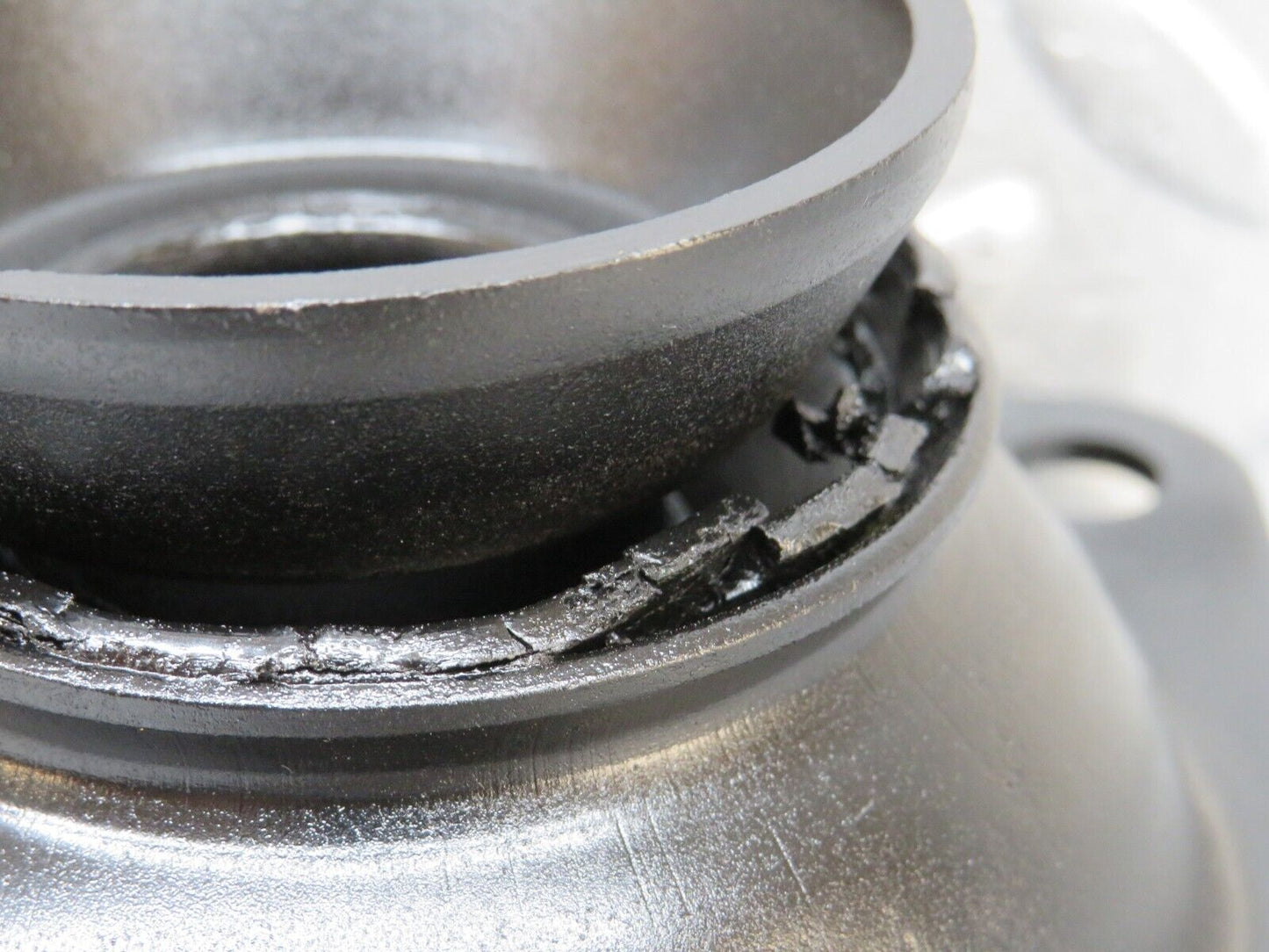 37553 Mercedes-Benz W109 300SEL Rear Axle Rubber Mount 1123500475