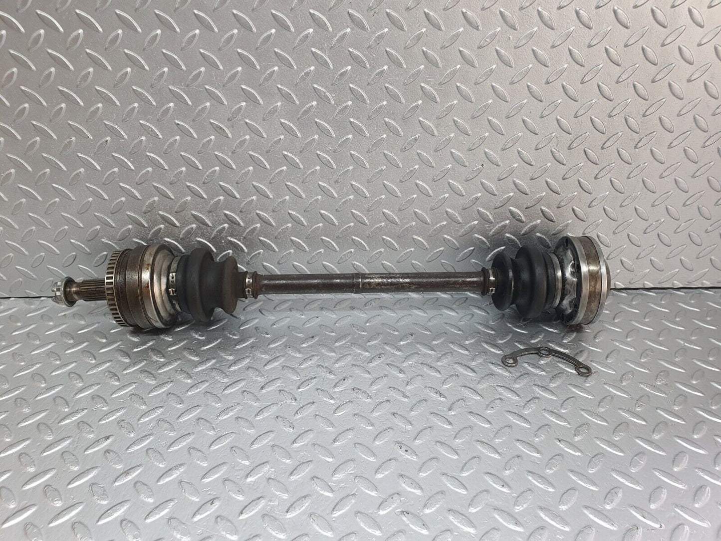 42624 Mercedes-Benz R129 320SL Coupe Axle Shaft Drive Shaft 2023570191